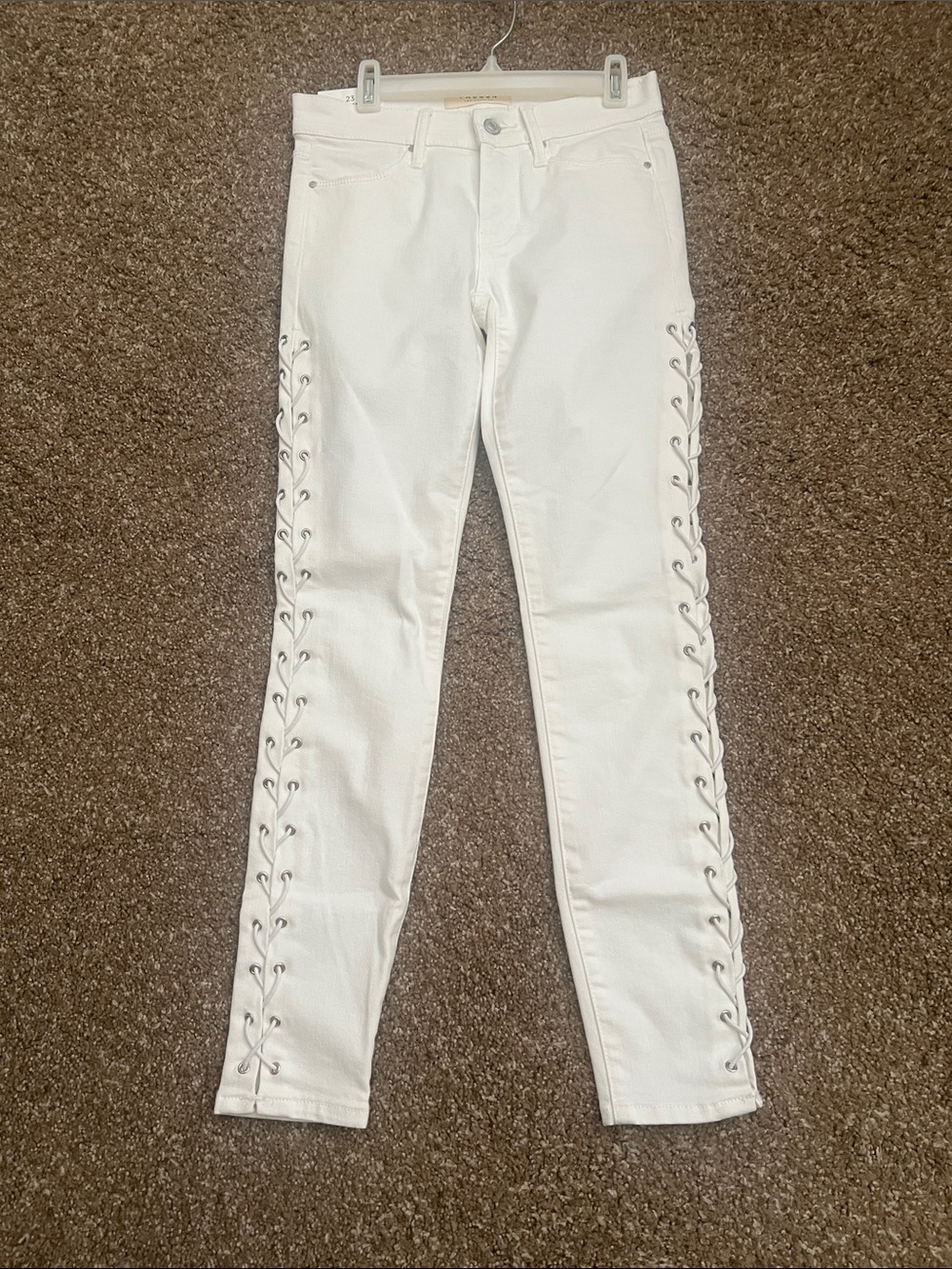 PacSun White Lace-Up Side Skinny Jeans size 23 NWT